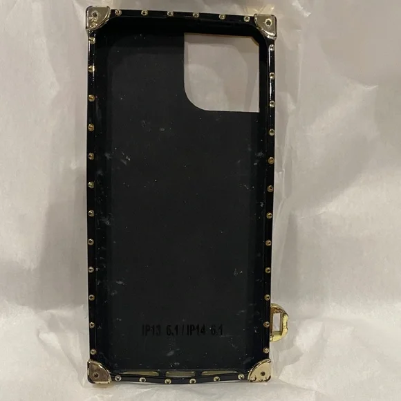 Black LV iPhone 13/14 case - Picture 2 of 2